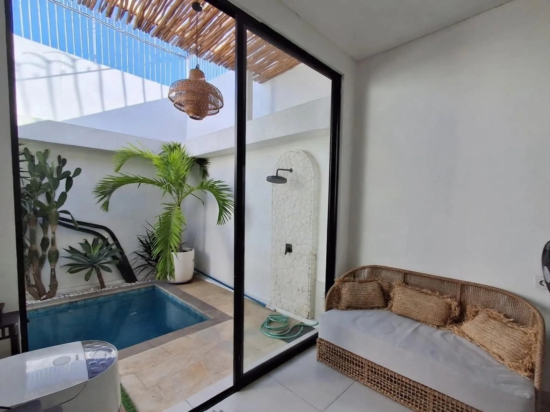 36f5de32-698d-4612-8a32-1202a9d4cd35