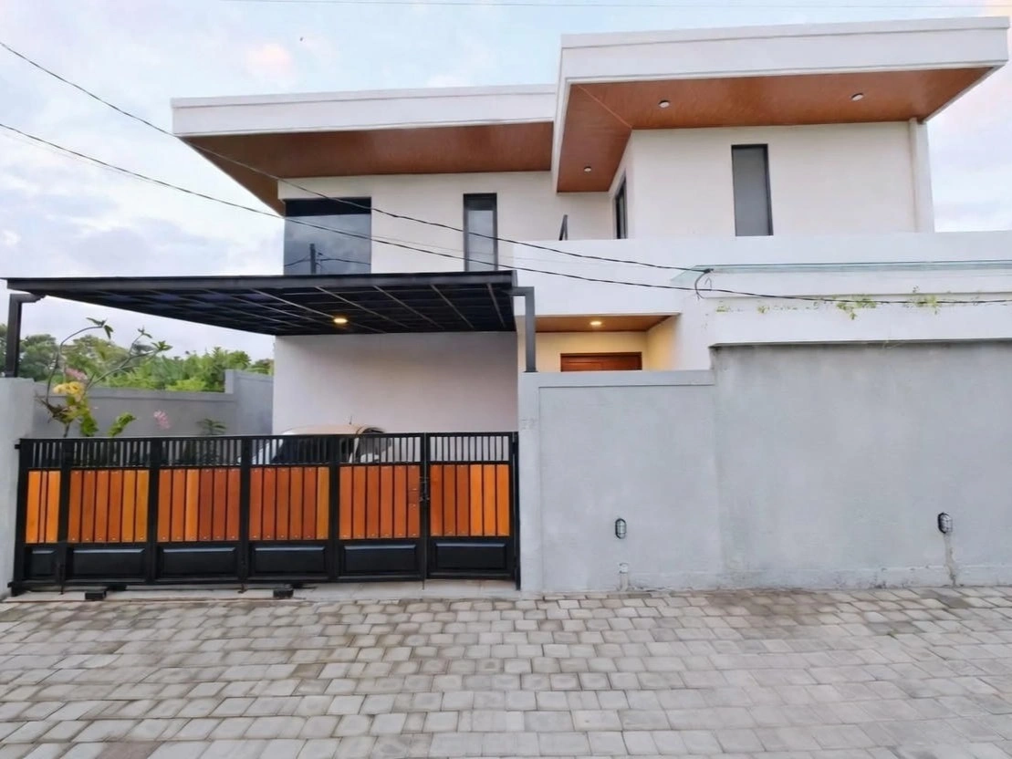 cfc8ac98-e542-4f3b-a674-fffd81e84919